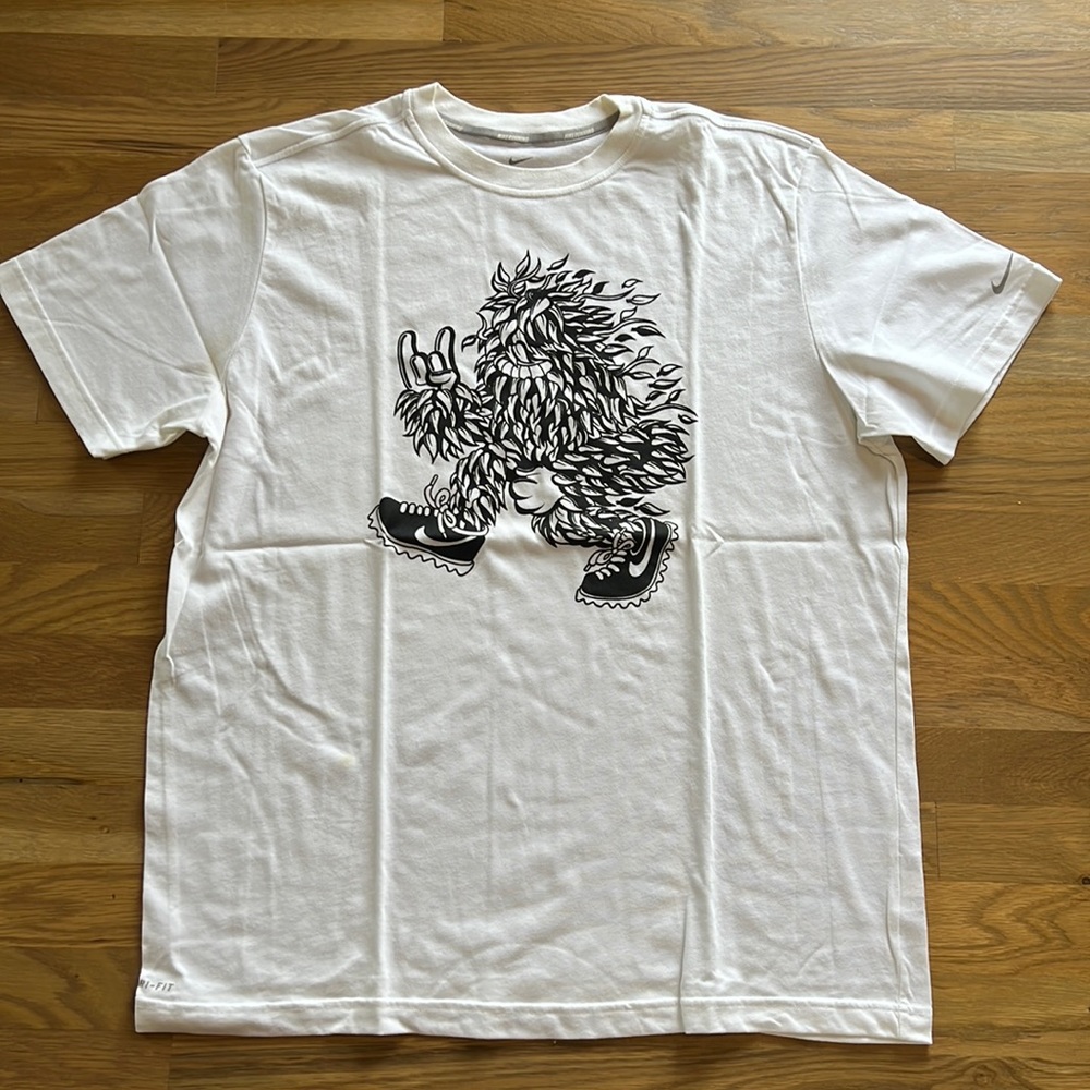 Nike Dri-Fit Tee Shirt